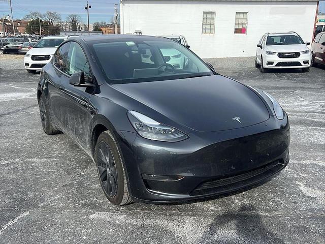 2024 Tesla Model Y Long Range Single Motor Rear-Wheel Drive 2024 Tesla Model Y Long Range Single Motor Rear-Wheel Drive