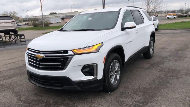 2023 Chevrolet Traverse AWD LT Cloth