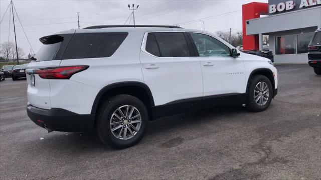 2023 Chevrolet Traverse AWD LT Cloth