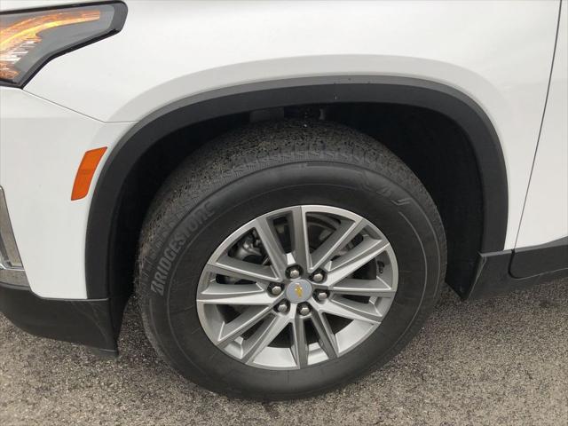 2023 Chevrolet Traverse AWD LT Cloth