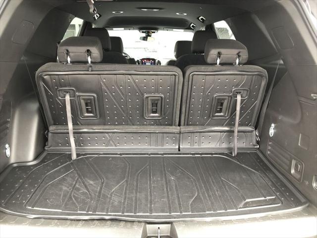 2023 Chevrolet Traverse AWD LT Cloth