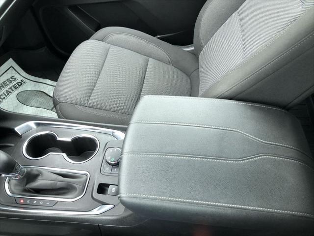 2023 Chevrolet Traverse AWD LT Cloth