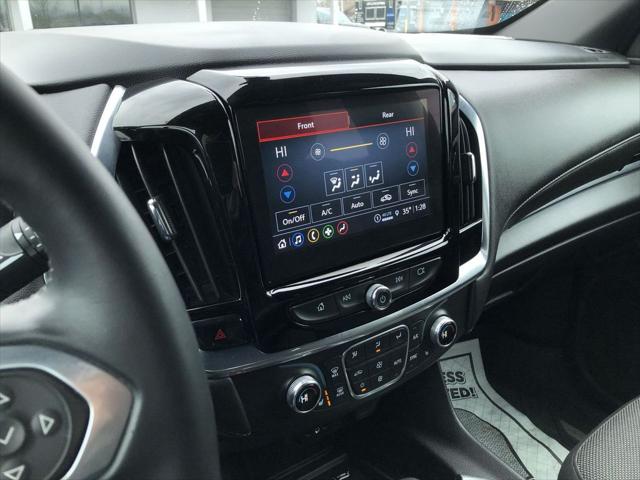 2023 Chevrolet Traverse AWD LT Cloth
