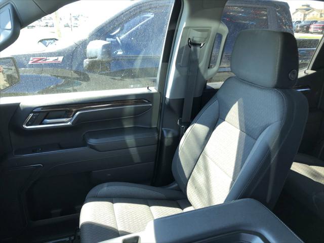 2024 GMC Sierra 1500 4WD Crew Cab Short Box Elevation with 3SB