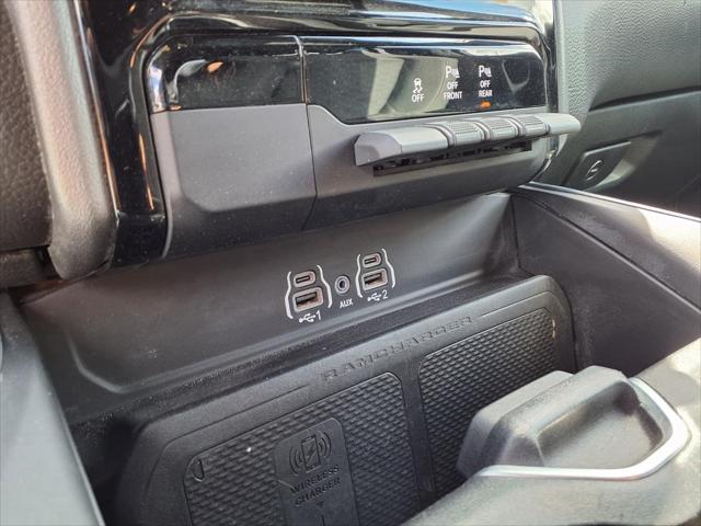 2025 Ram 1500 Big Horn Crew Cab 4x4 5'7" Box