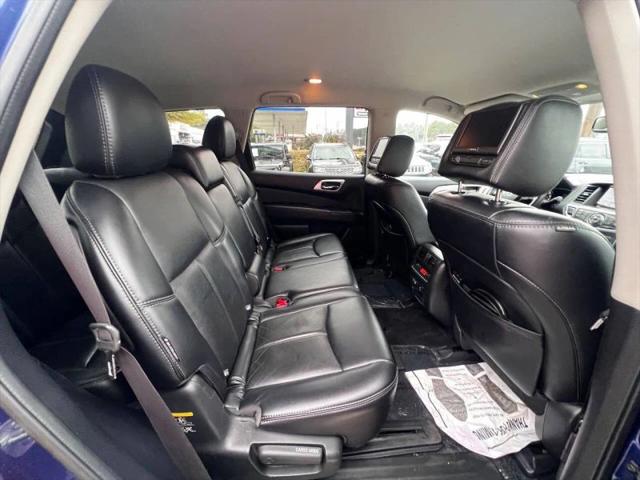 2019 Nissan Pathfinder SL