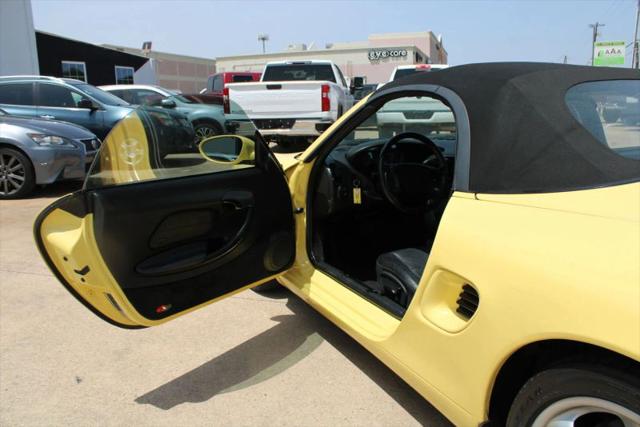 1999 Porsche Boxster Base