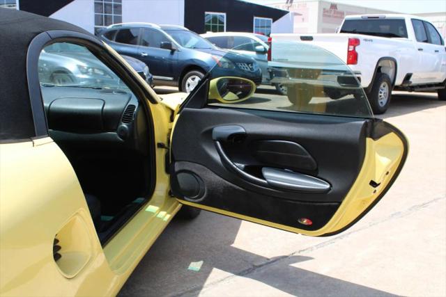 1999 Porsche Boxster Base