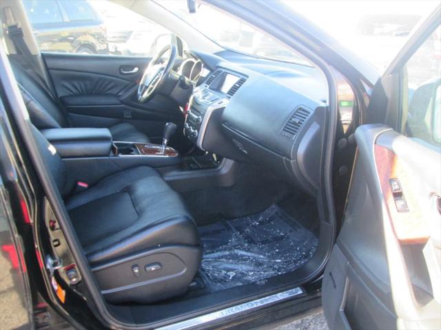 2009 Nissan Murano LE