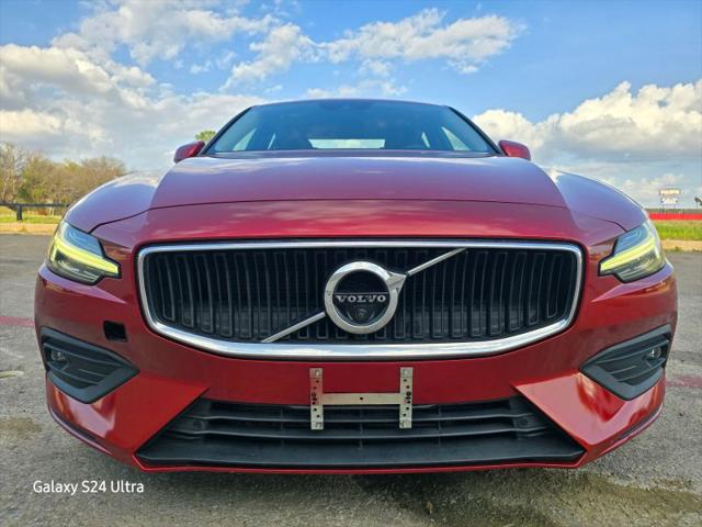 2019 Volvo S60 T5 Momentum