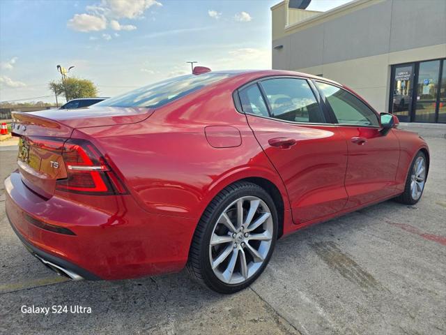 2019 Volvo S60 T5 Momentum