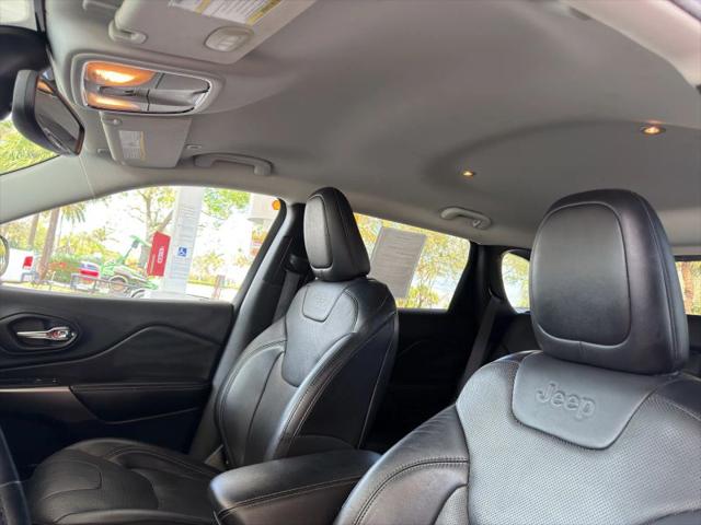 2019 Jeep Cherokee Limited FWD