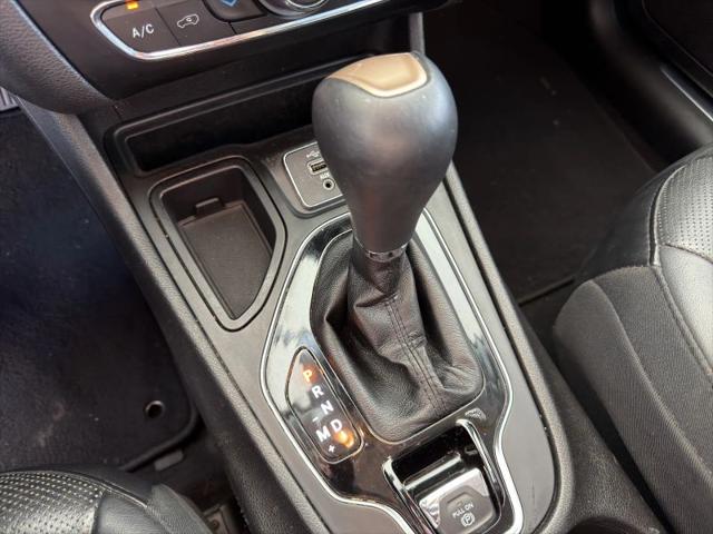 2019 Jeep Cherokee Limited FWD