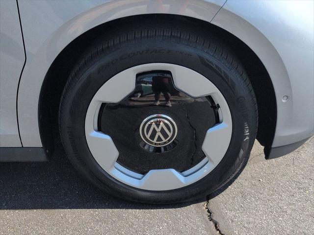 2025 Volkswagen ID. Buzz Pro S Plus with 4MOTION