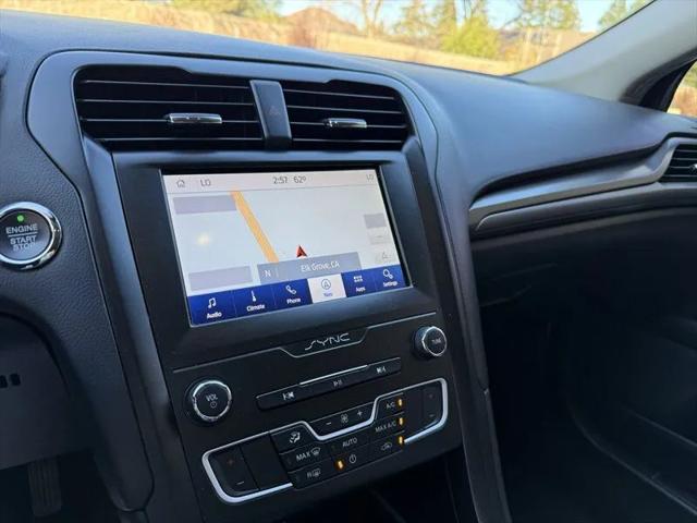 2020 Ford Fusion SE