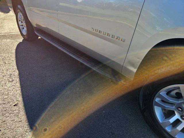 2017 Chevrolet Suburban LT