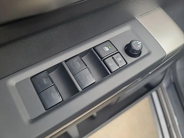 2026 Toyota Tundra SR5 CrewMax 5.5' Bed