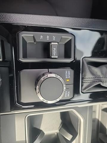 2026 Toyota Tundra SR5 CrewMax 5.5' Bed