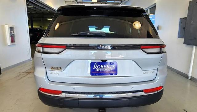 2023 Jeep Grand Cherokee Laredo 4x4