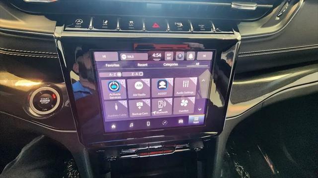 2023 Jeep Grand Cherokee Laredo 4x4