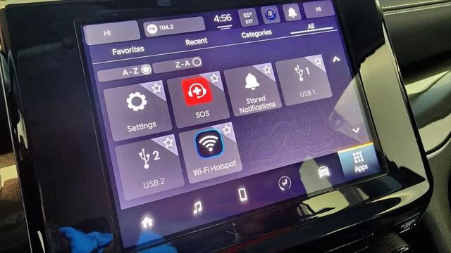 2023 Jeep Grand Cherokee Laredo 4x4