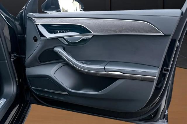 2023 Audi A8 L 55 TFSI quattro Tiptronic
