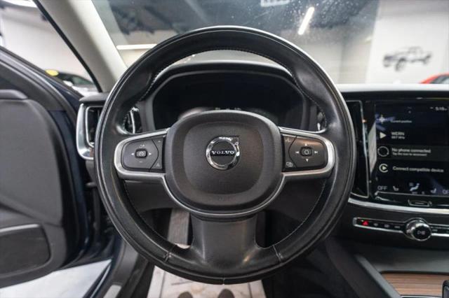 2022 Volvo S60 B5 Momentum