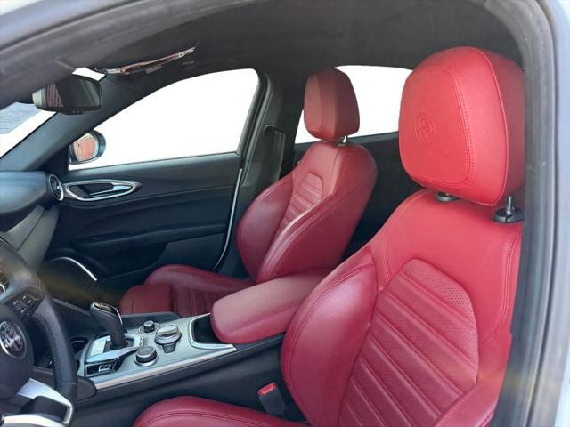 2022 Alfa Romeo Giulia Veloce Ti RWD