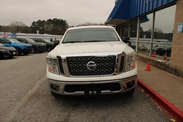 2017 Nissan Titan SV