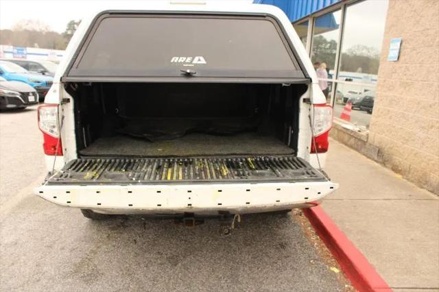 2017 Nissan Titan SV