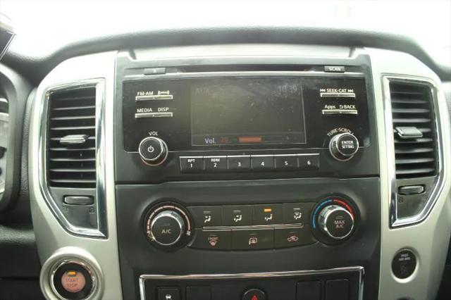 2017 Nissan Titan SV