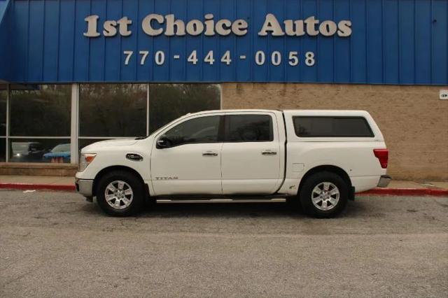 2017 Nissan Titan SV