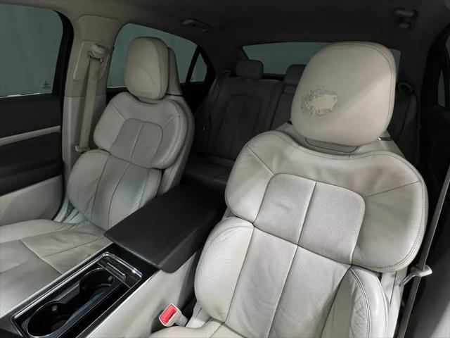 2017 Lincoln Continental Select