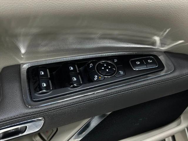 2017 Lincoln Continental Select