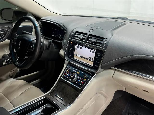 2017 Lincoln Continental Select