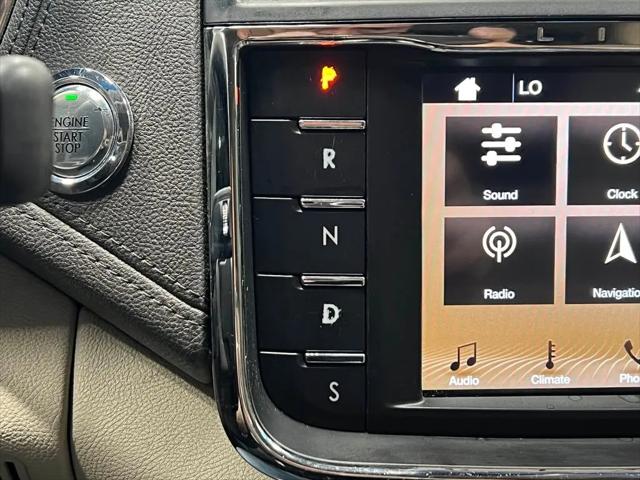 2017 Lincoln Continental Select