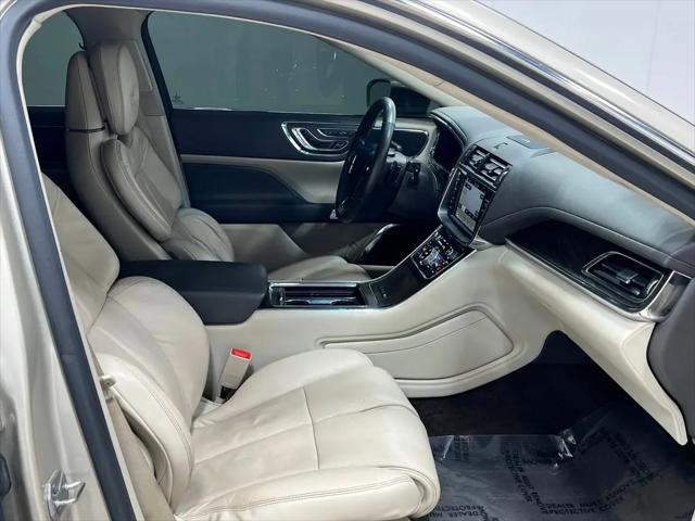 2017 Lincoln Continental Select