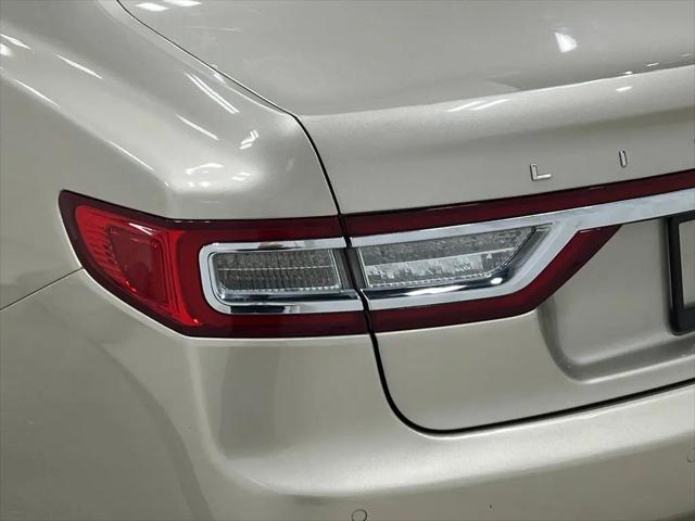 2017 Lincoln Continental Select