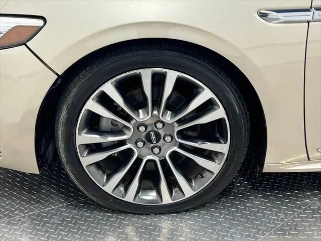 2017 Lincoln Continental Select
