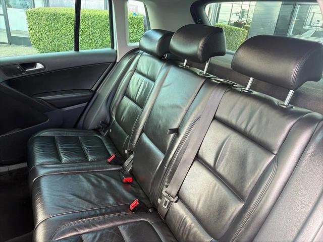 2011 Volkswagen Tiguan SEL
