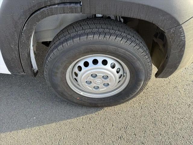 2026 Ram ProMaster Cargo Van Tradesman Low Roof 136 WB w/Pass Seat