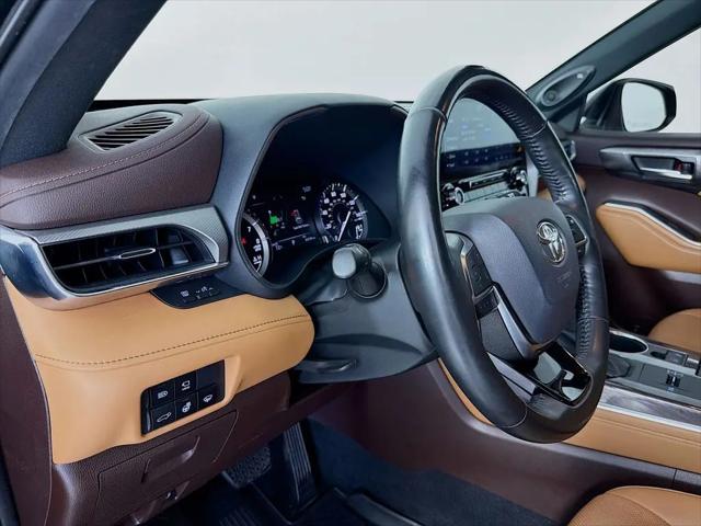 2021 Toyota Highlander Platinum