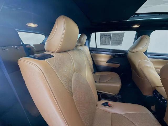 2021 Toyota Highlander Platinum