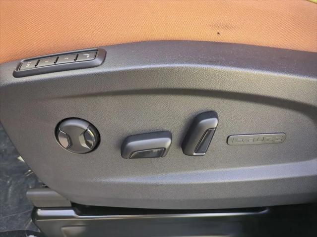 2025 Volkswagen ID. Buzz Pro S