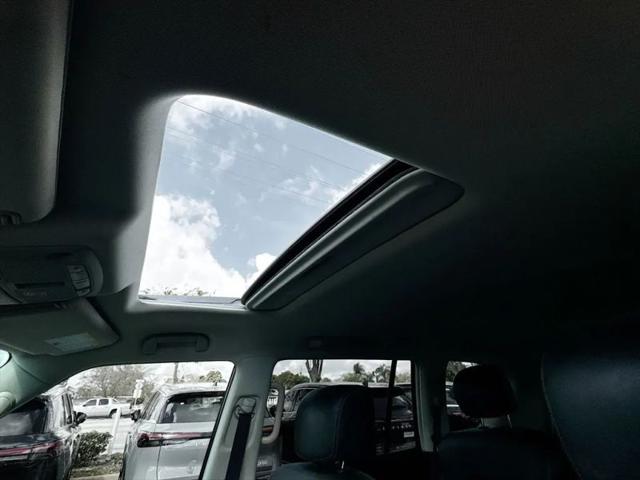 2023 Nissan Armada Platinum 2WD