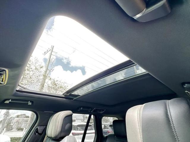 2021 Land Rover Range Rover P525 Westminster