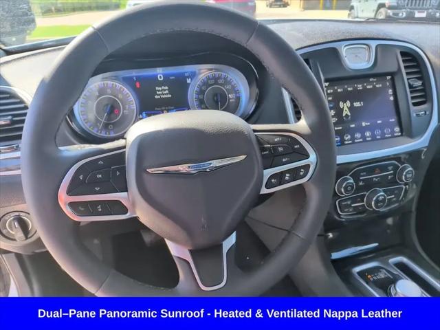 2023 Chrysler 300 Touring-L