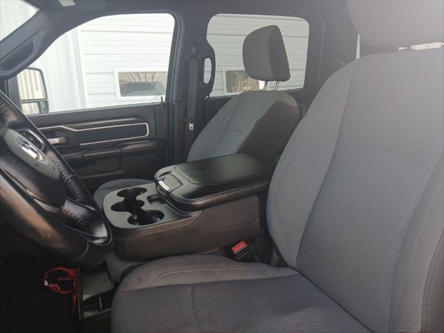 2024 Ram 3500 Big Horn Crew Cab 4x4 8' Box