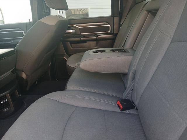 2024 Ram 3500 Big Horn Crew Cab 4x4 8' Box
