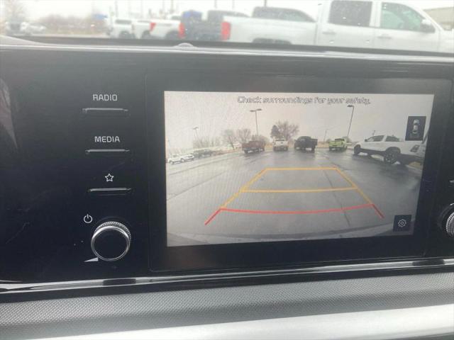 2022 Kia K5 LX